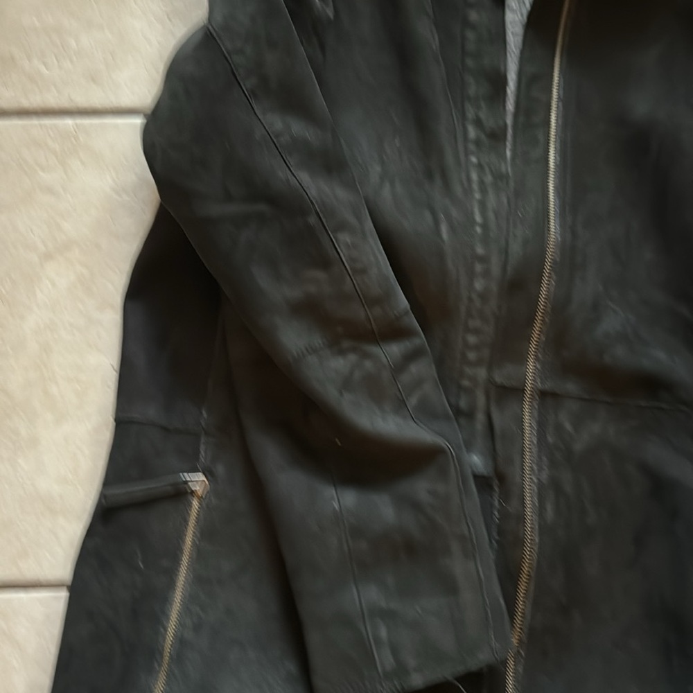 Danier suede coat with warm wool lining. In great used condition. - Picture 5 of 7